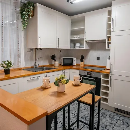 Escapate A Vivienda Turistica Comoda Y Funcional