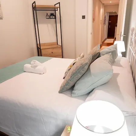Escapate A Vivienda Turistica Comoda Y Funcional בילבאו